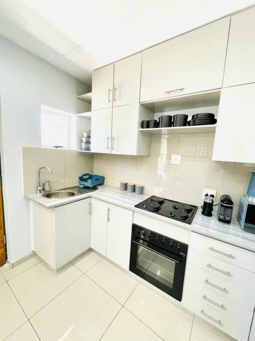 Trendy, Comfortable 1 Bedroom Apartments In Ουμτάτα Εξωτερικό φωτογραφία